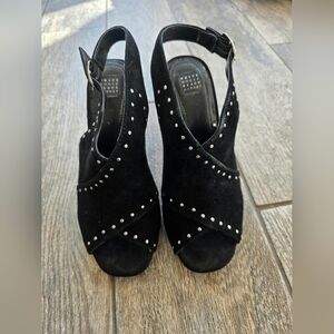 White House Black Market WHBM Studded Suede Women's Slingback Peeptoe Heels Sz 6
